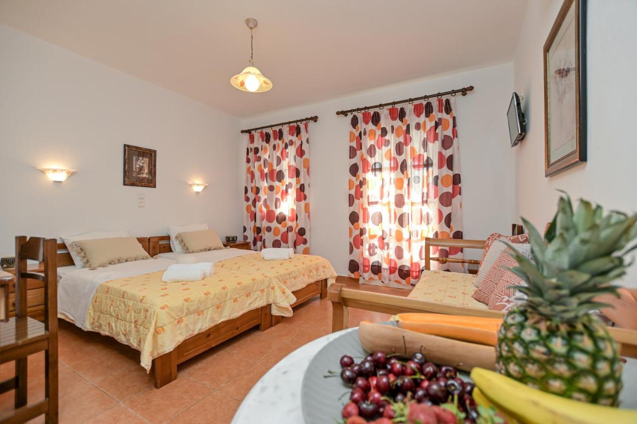 Alykes Studios & Suites Ájosz Prokópiosz Kültér fotó