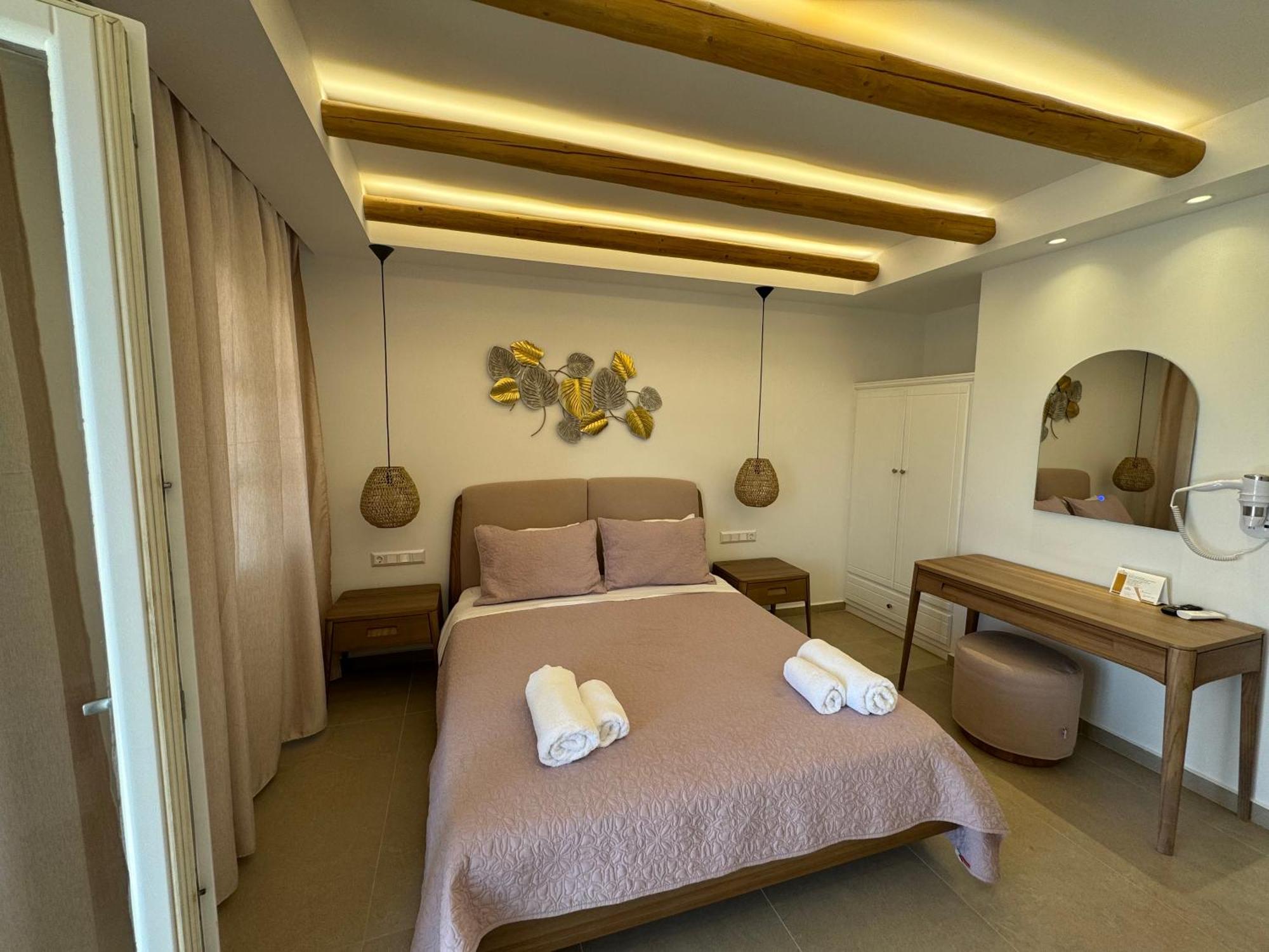 Alykes Studios & Suites Ájosz Prokópiosz Kültér fotó